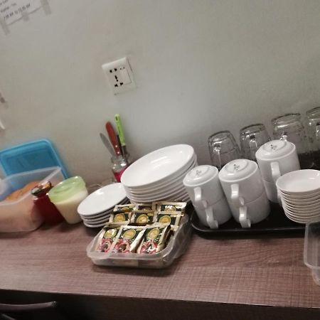 Hostel Latha Yangon Ngoại thất bức ảnh