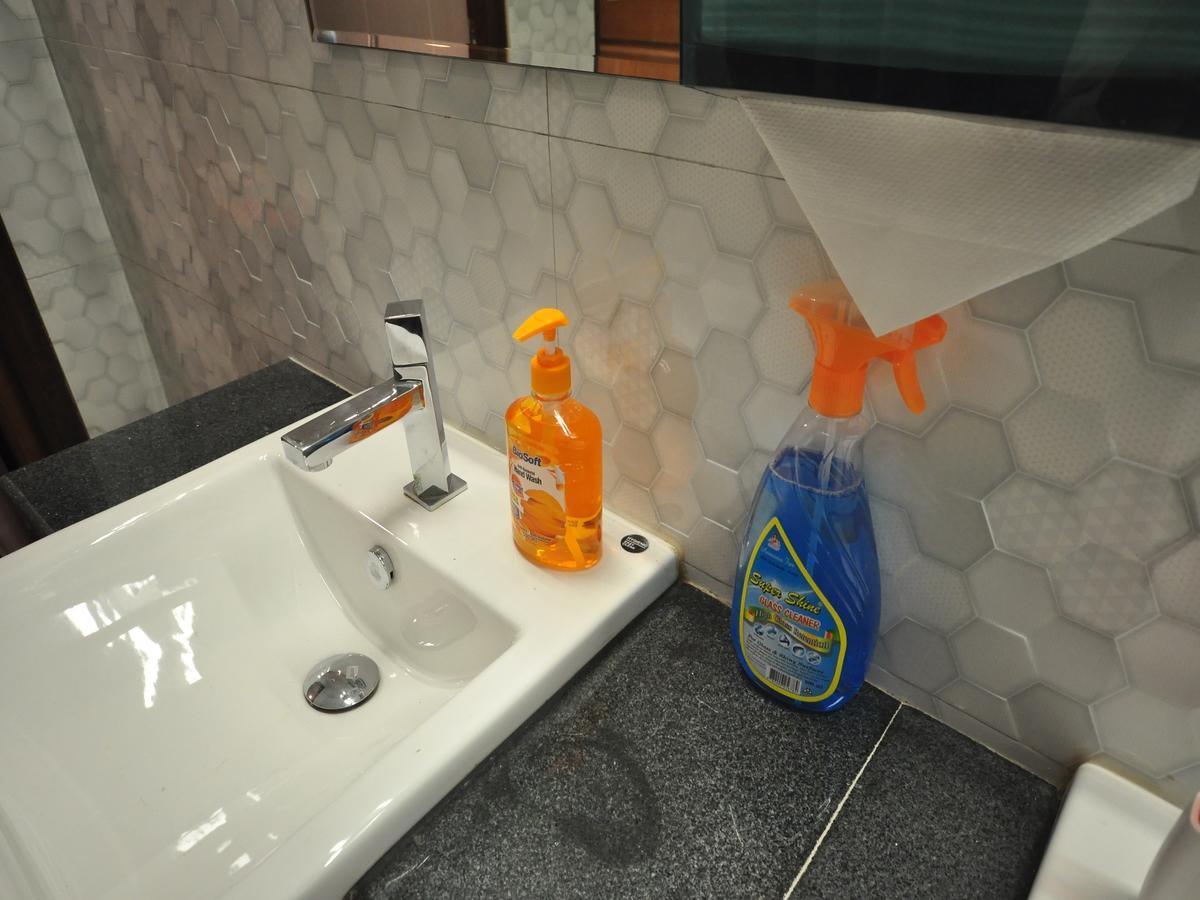 Hostel Latha Yangon Ngoại thất bức ảnh